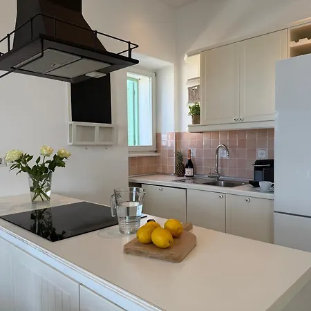 Pavi Apartments Vila Amalia Šilo Kültér fotó