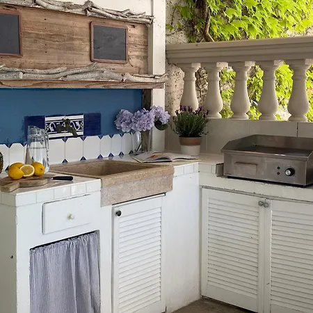 Pavi Apartments Vila Amalia Šilo Kültér fotó