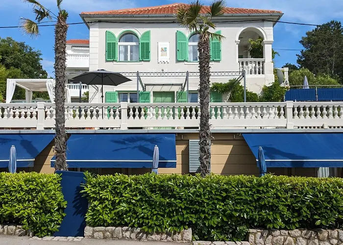 Pavi Apartments Vila Amalia