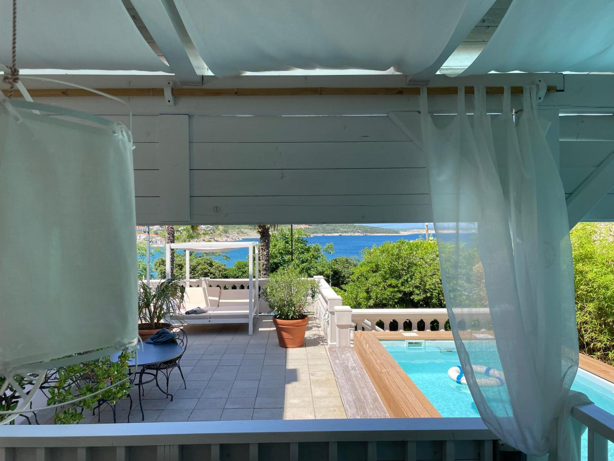 Pavi Apartments Vila Amalia *