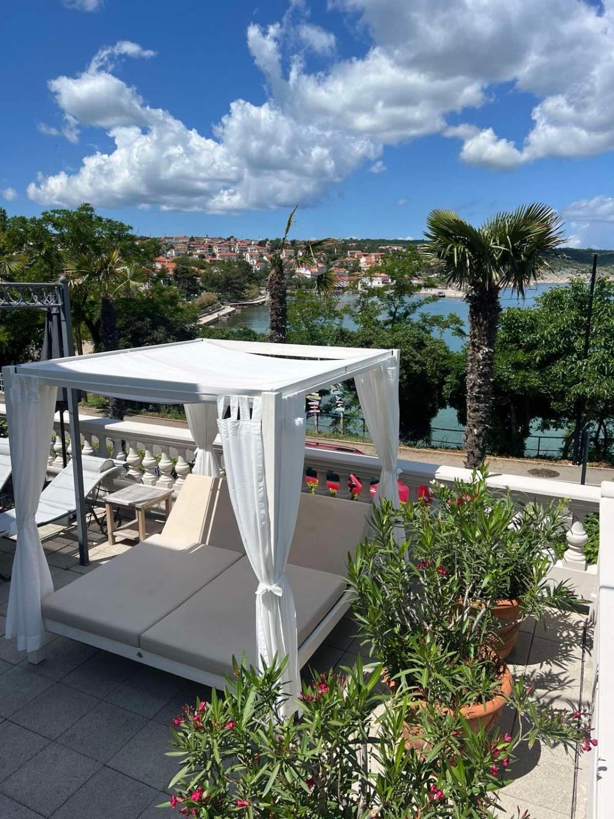 Pavi Apartments Vila Amalia * Silo (Krk)