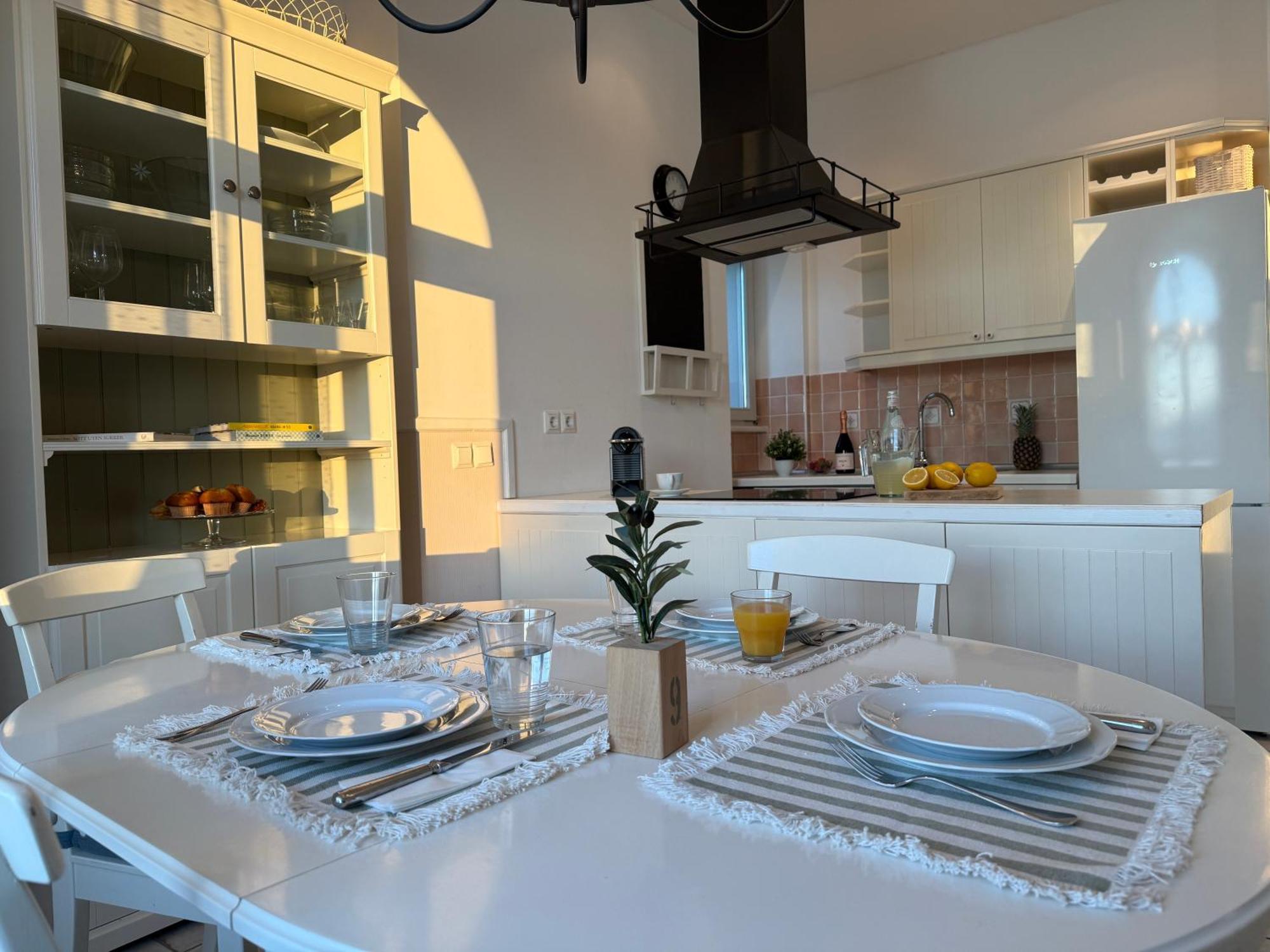 Pavi Apartments Vila Amalia *