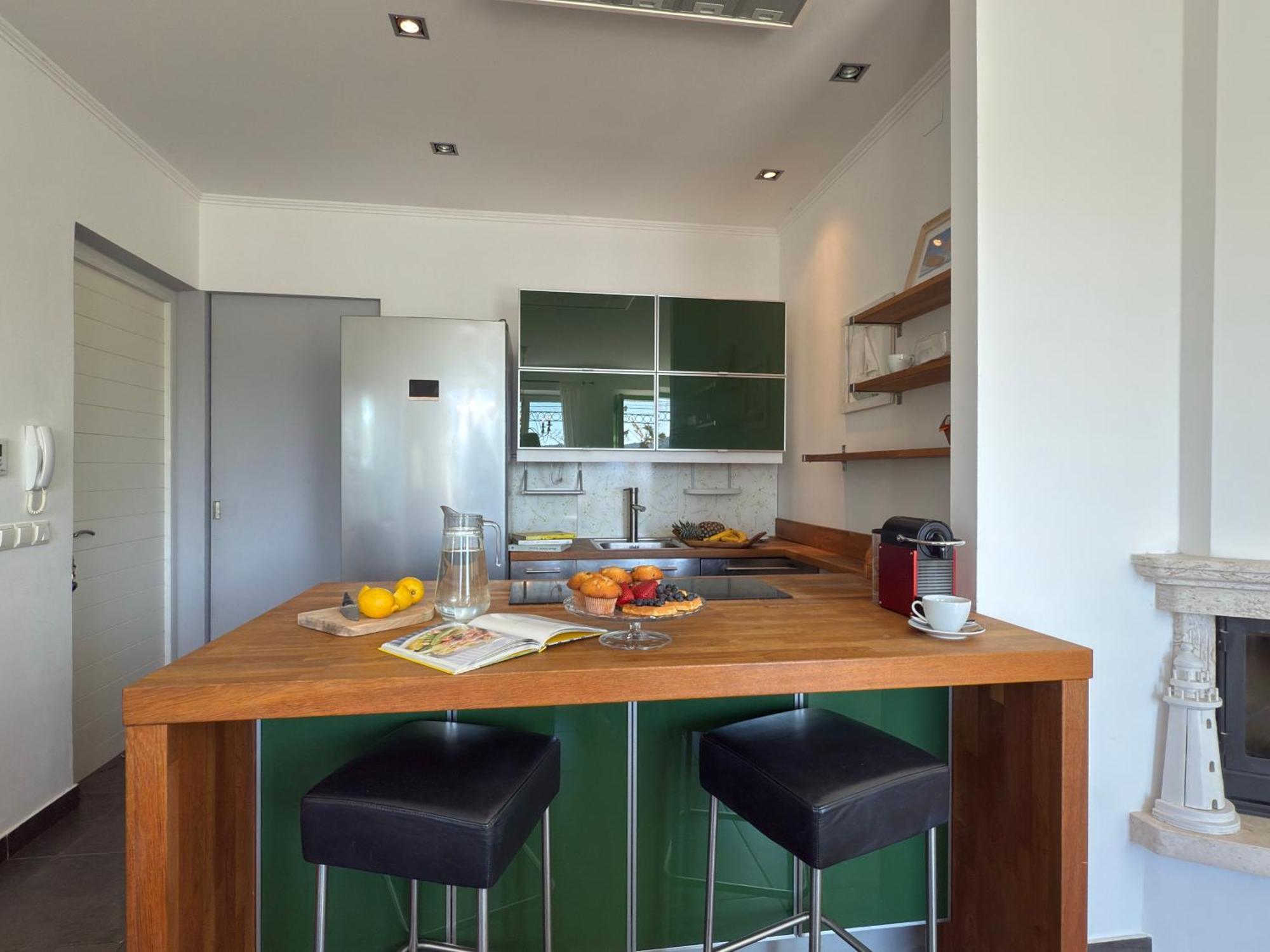 Pavi Apartments Vila Amalia Apartment
